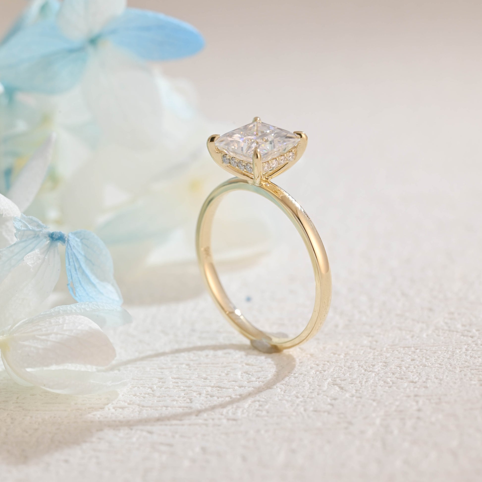 princess-cut-moissanite-wedding-ring-engagement-ring-hidden-halo-ring