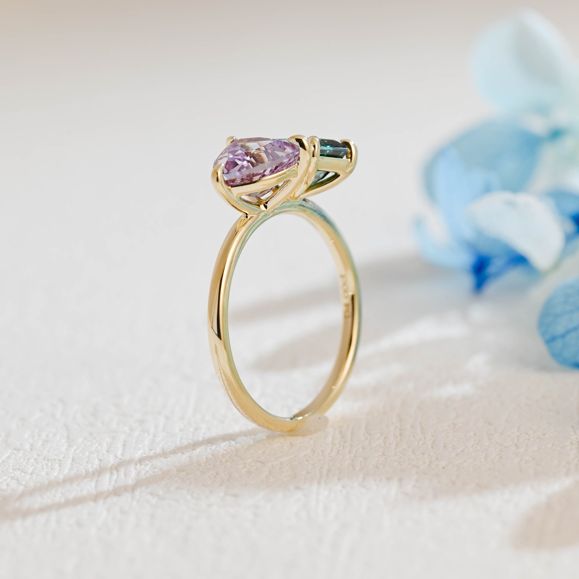 toi-et-moi-engagement-ring-wedding-ring-colored-stone-ring