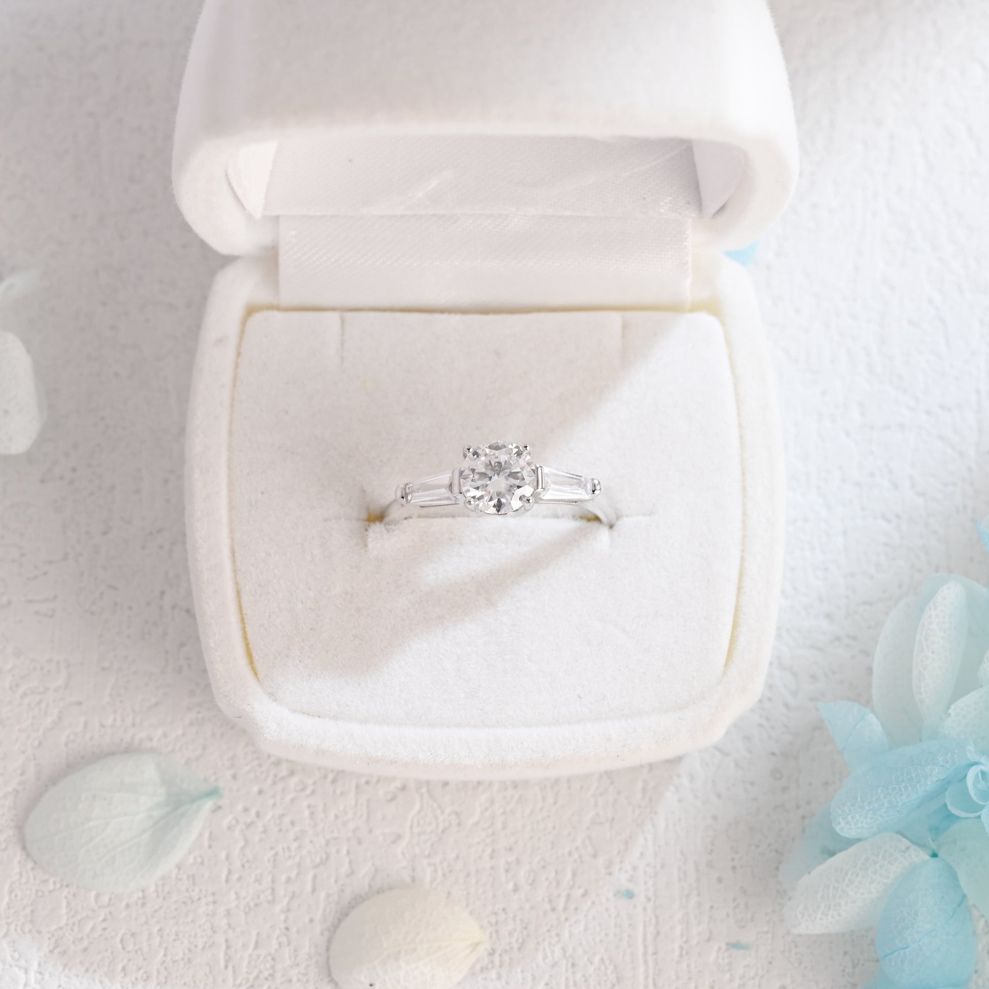 Round-Cut-Moissanite-engagement-ring-solid-gold-ring-promise-ring-gift