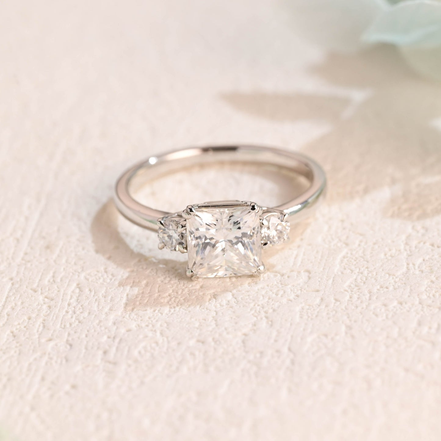 princess-cut-moissanite-engagement-ring-wedding-ring