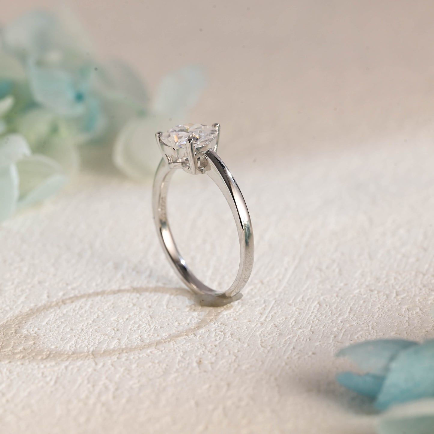 heart-cut-ring-moissanite-engagement-ring-wedding-ring