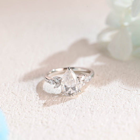 Pear-cut-moissanite-engagement-ring-solid-gold-ring-promise-ring-gift