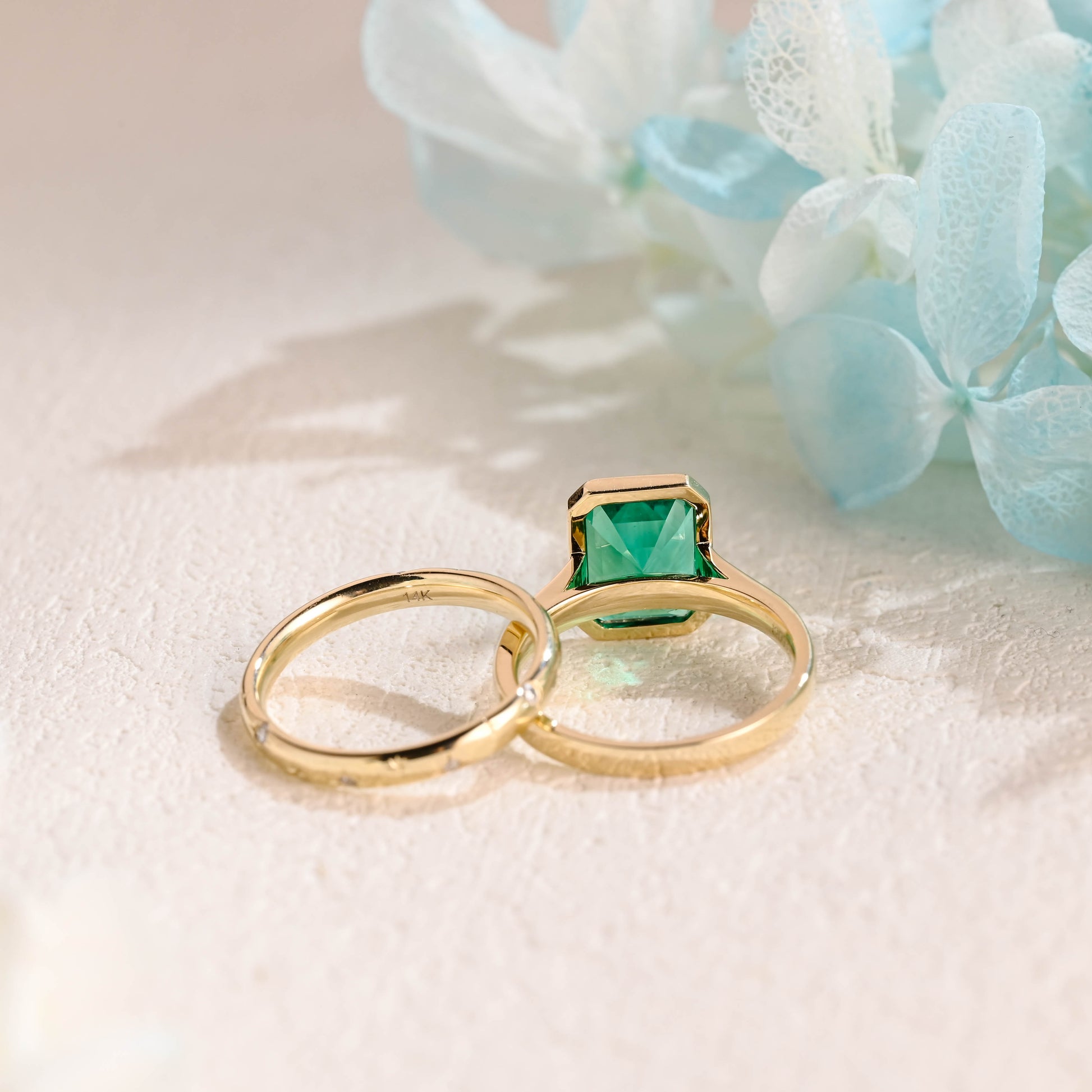 Emerald-Engagement-Ring-Set-Wedding-Ring-Set-Bridal-Set-Gift