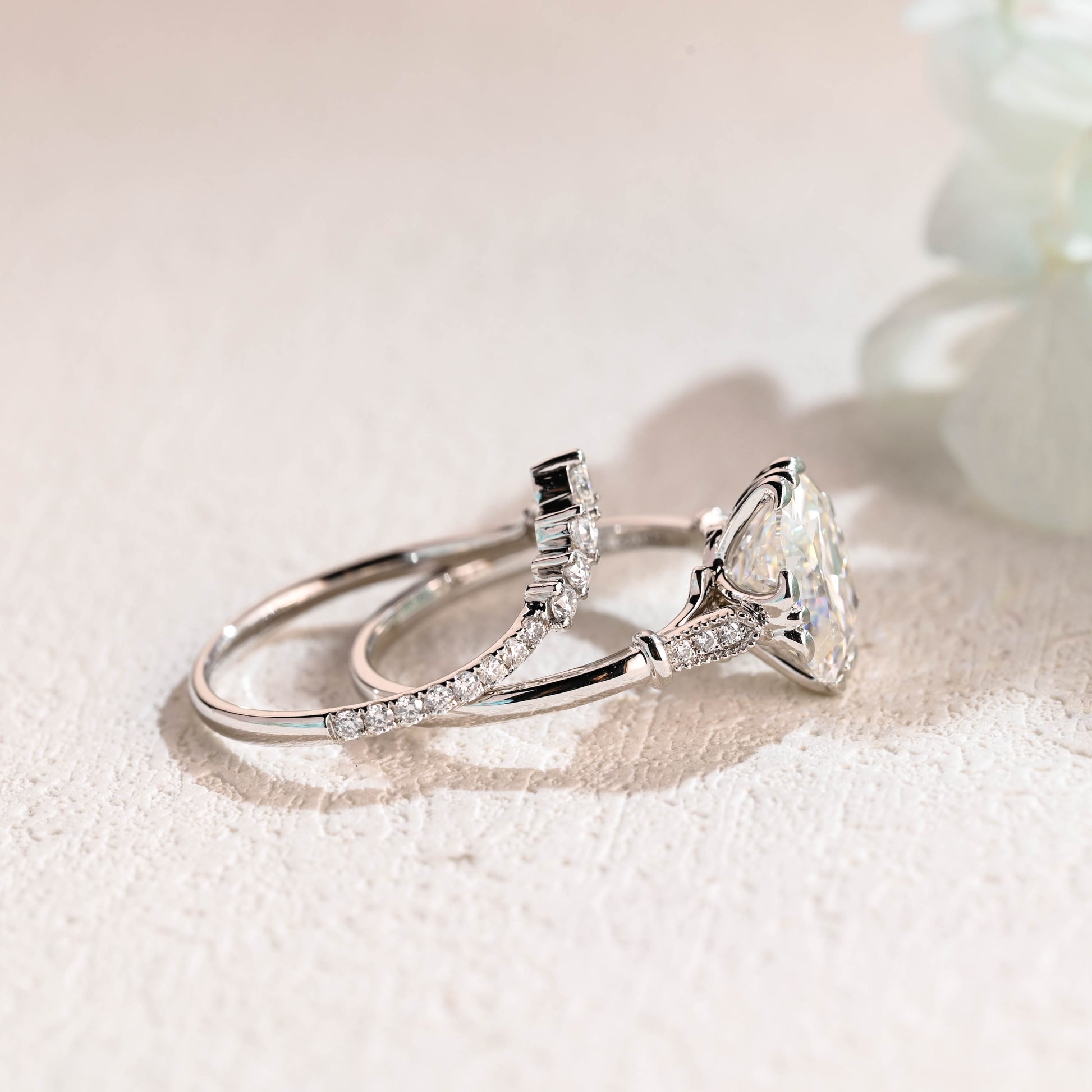 Cushion-Cut-Moissanite-Engagement-Ring-Set-Wedding-Ring-Set-Bridal-Set-Gift