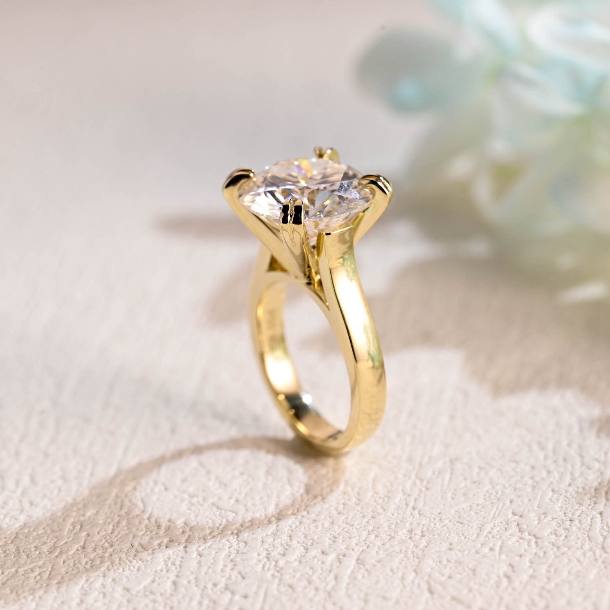 Round-cut-moissanite-engagement-ring-solid-gold-ring-promise-ring-gift