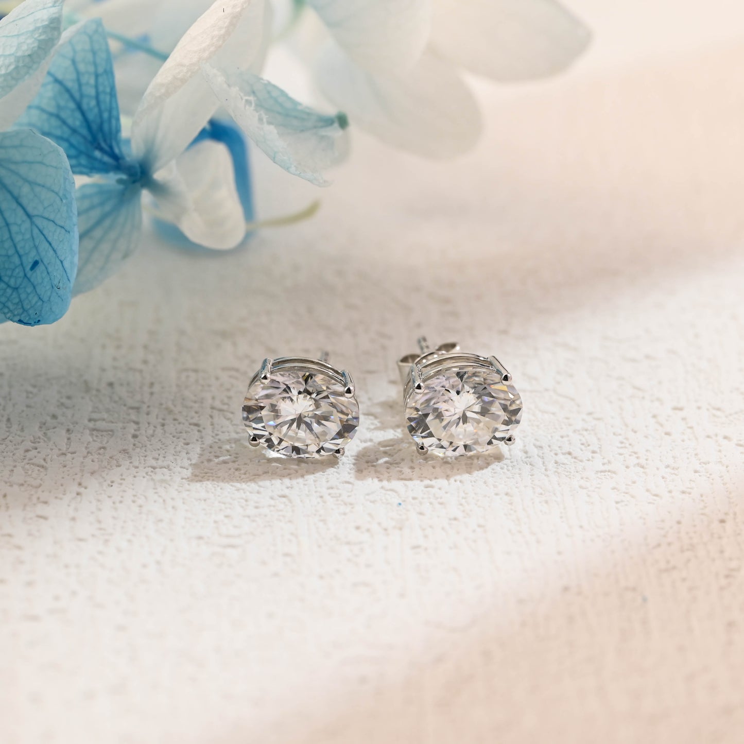 oval-cut-moissanite-earring-studs-wedding-studs