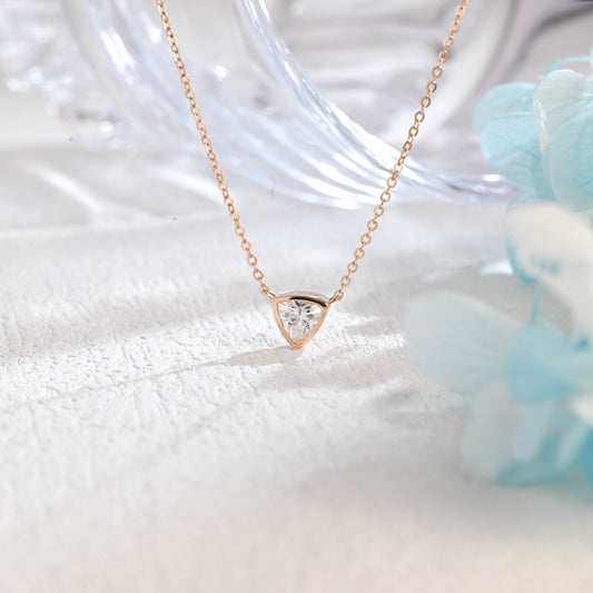 solid-gold-trillion-cut-moissanite-pendant-solitaire-trilliant-necklace