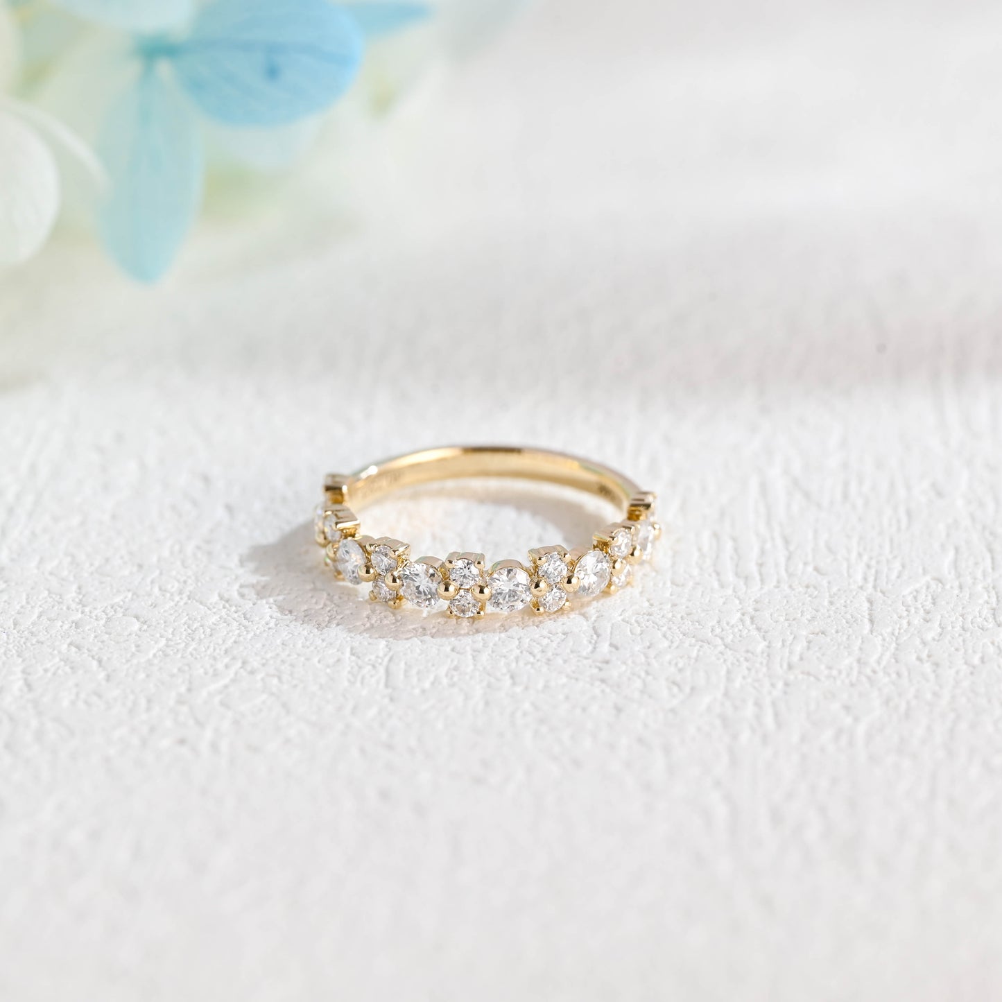 solid-gold-round-cut-moissanite-wedding-band