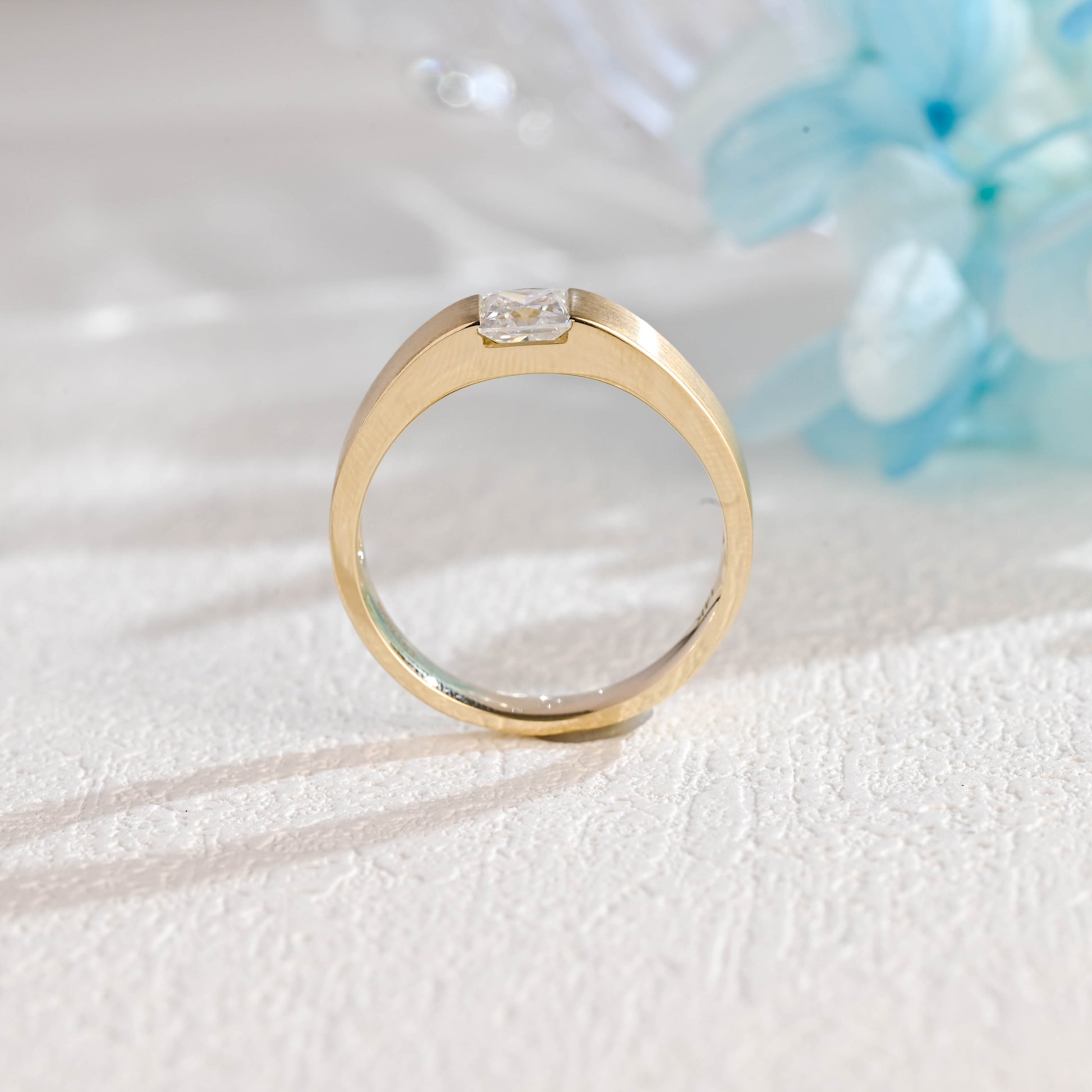 causyou-solid-gold-princess-cut-moissanite-wedding-ring-minimalist-wedding-band