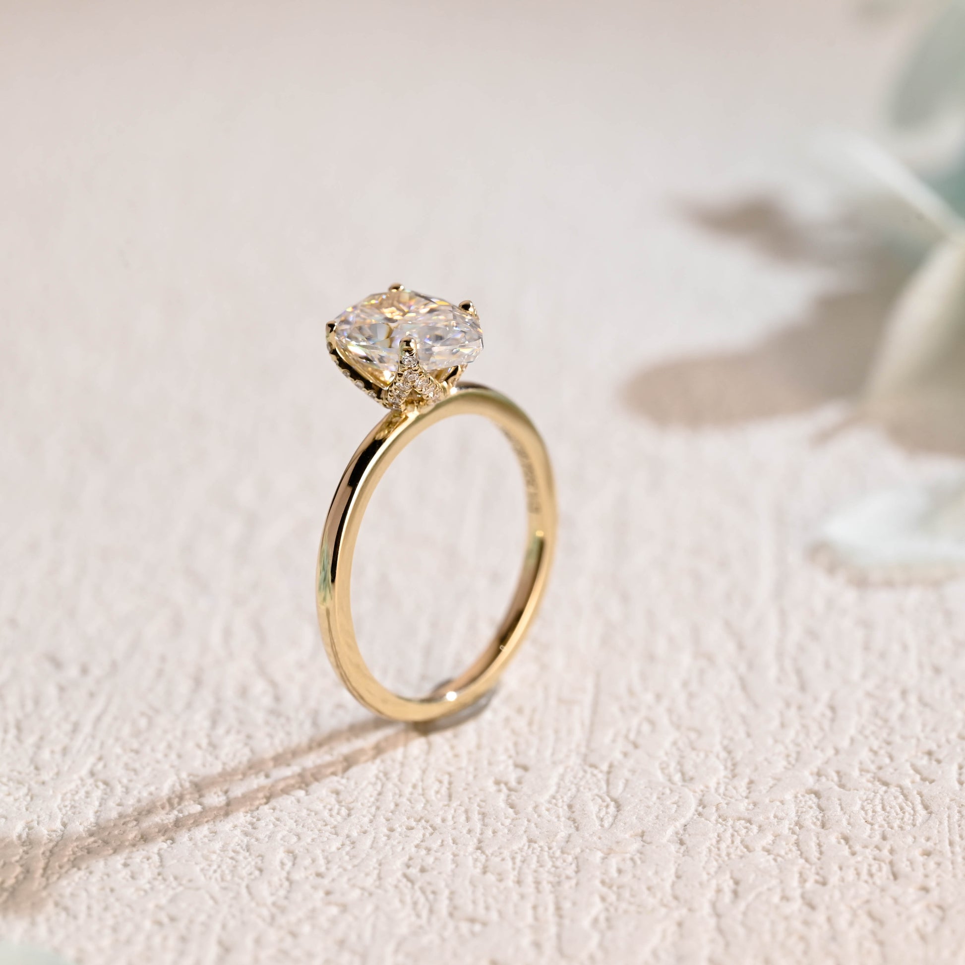 pear-moissanite-engagement-ring