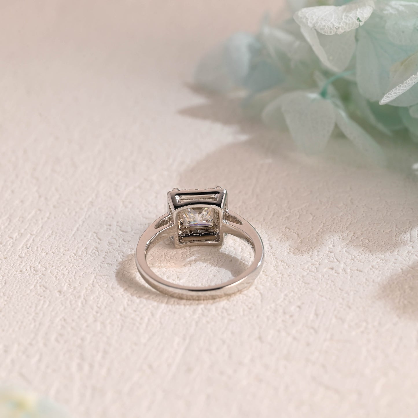 halo-princess-cut-moissanite-ring-vintage-style-wedding-ring