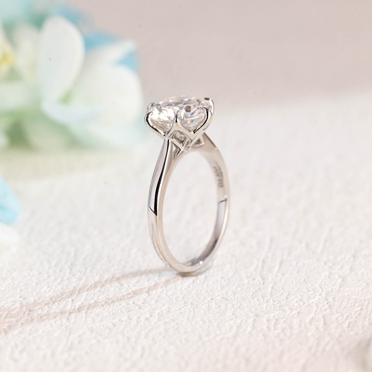 tulip-lotus-setting-round-cut-moissanite-engagement-ring-wedding-ring