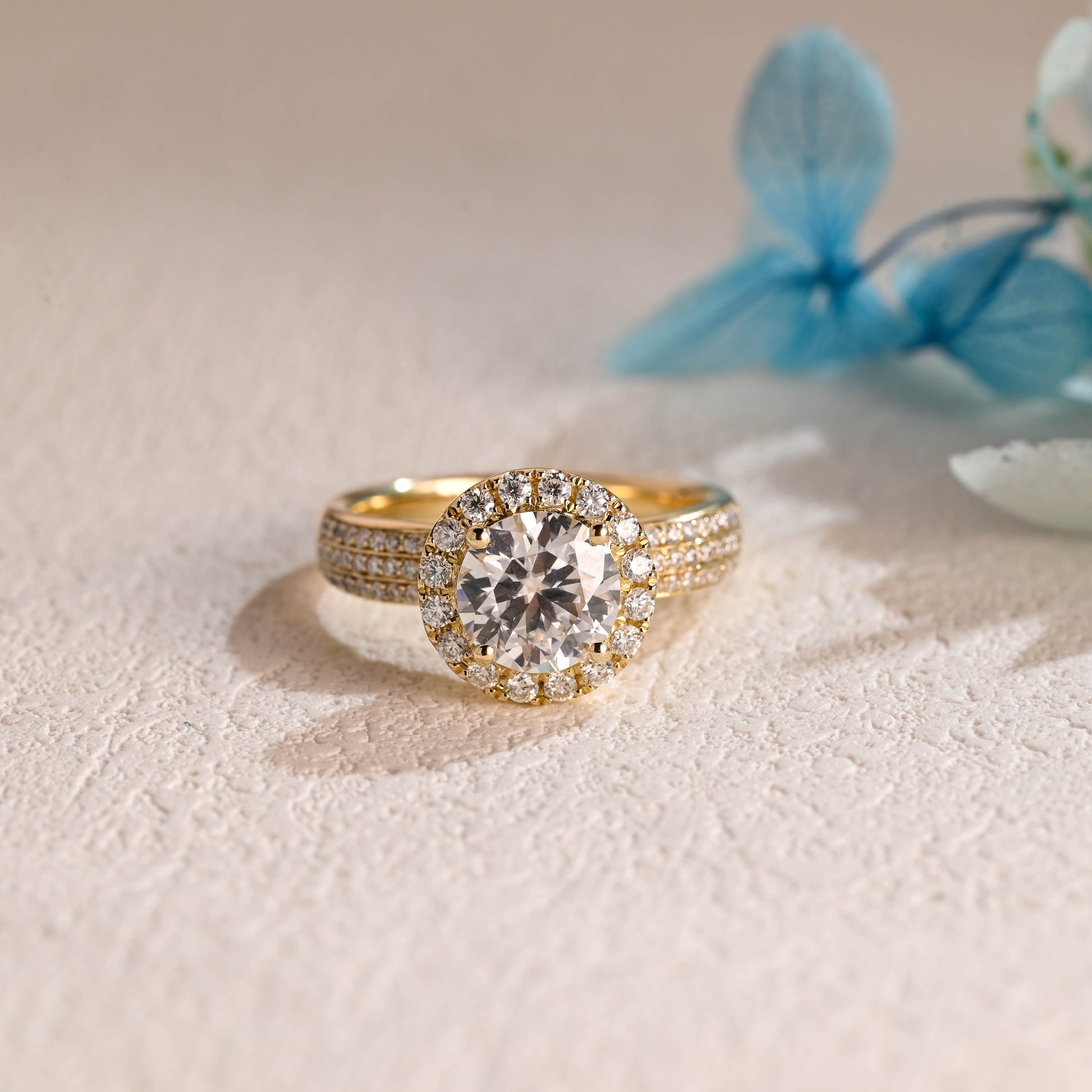 vtg-style-round-cut-moissanite-engagement-ring-half-pave-wedding-ring-halo-ring