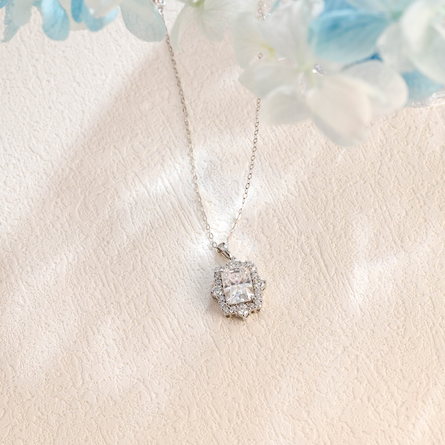 solid-gold-radiant-cut-moissanite-pendant-necklace