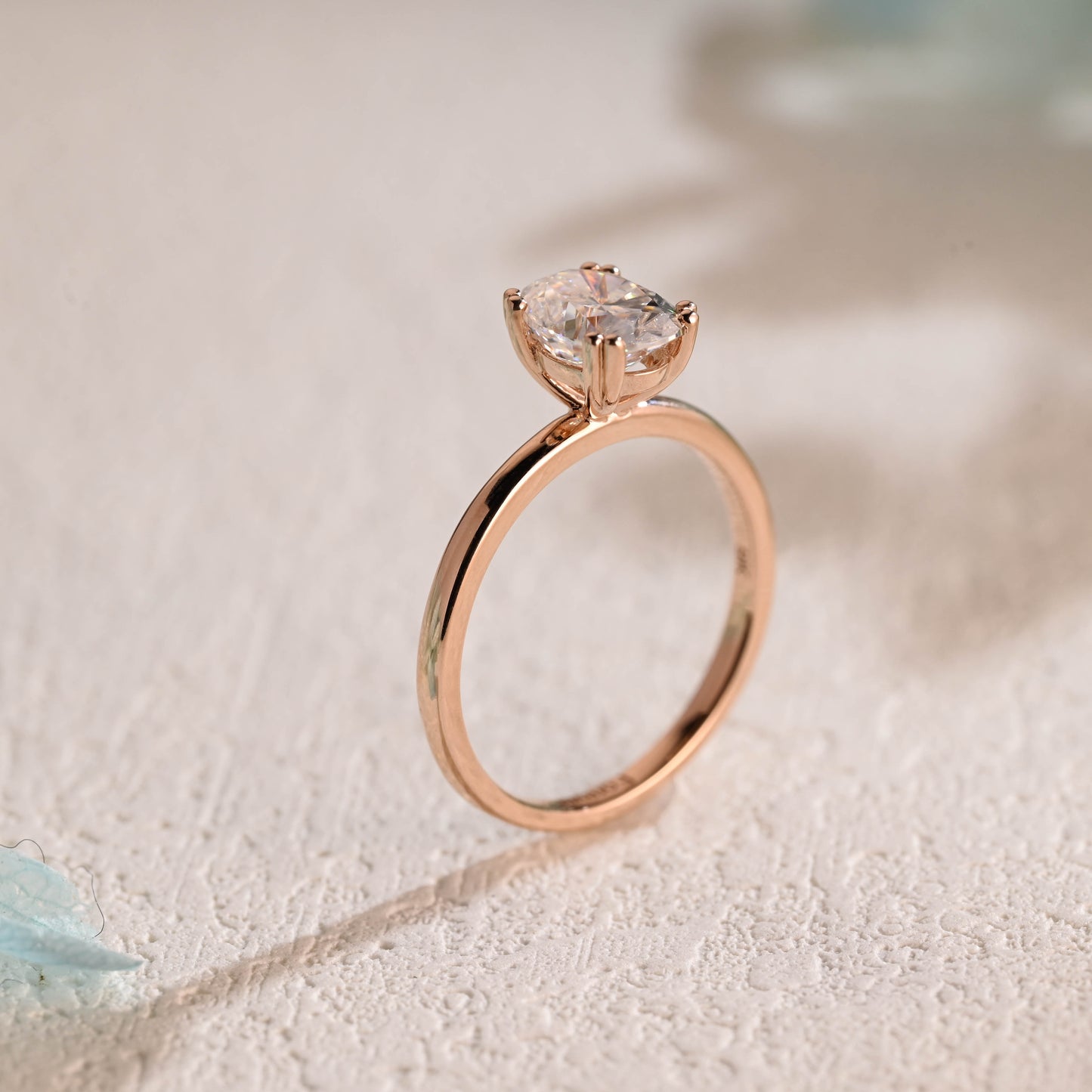 double-prongs-solitaire-oval-moissanite-engagement-ring