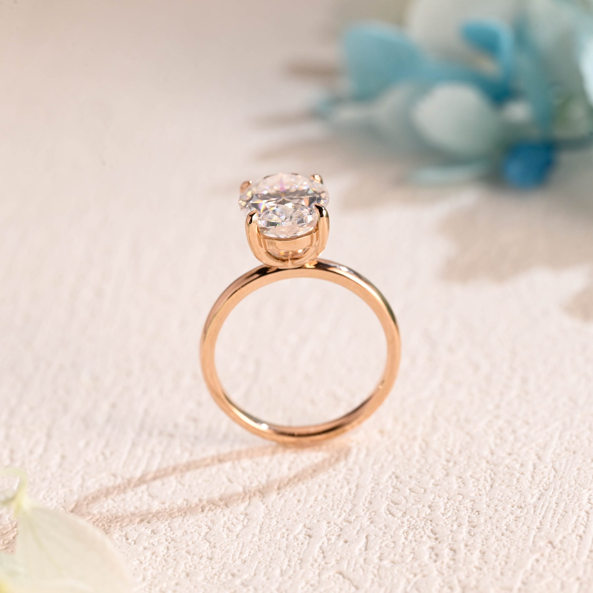 solitaire-oval-moissanite-engagement-ring