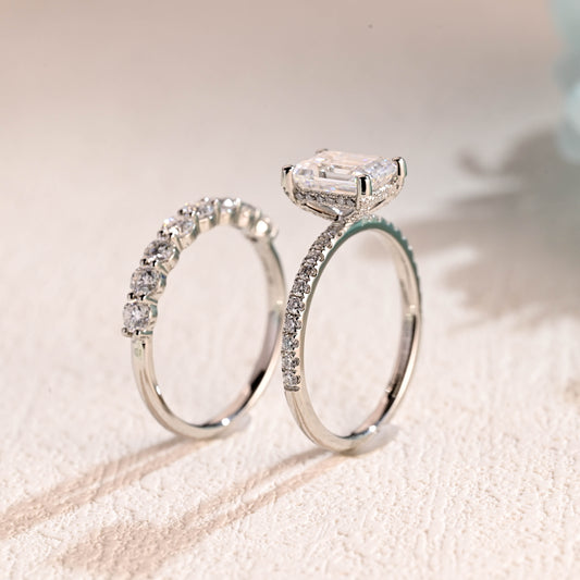 solid-gold-emerald-cut-moissanite-wedding-ring-set-bridal-set