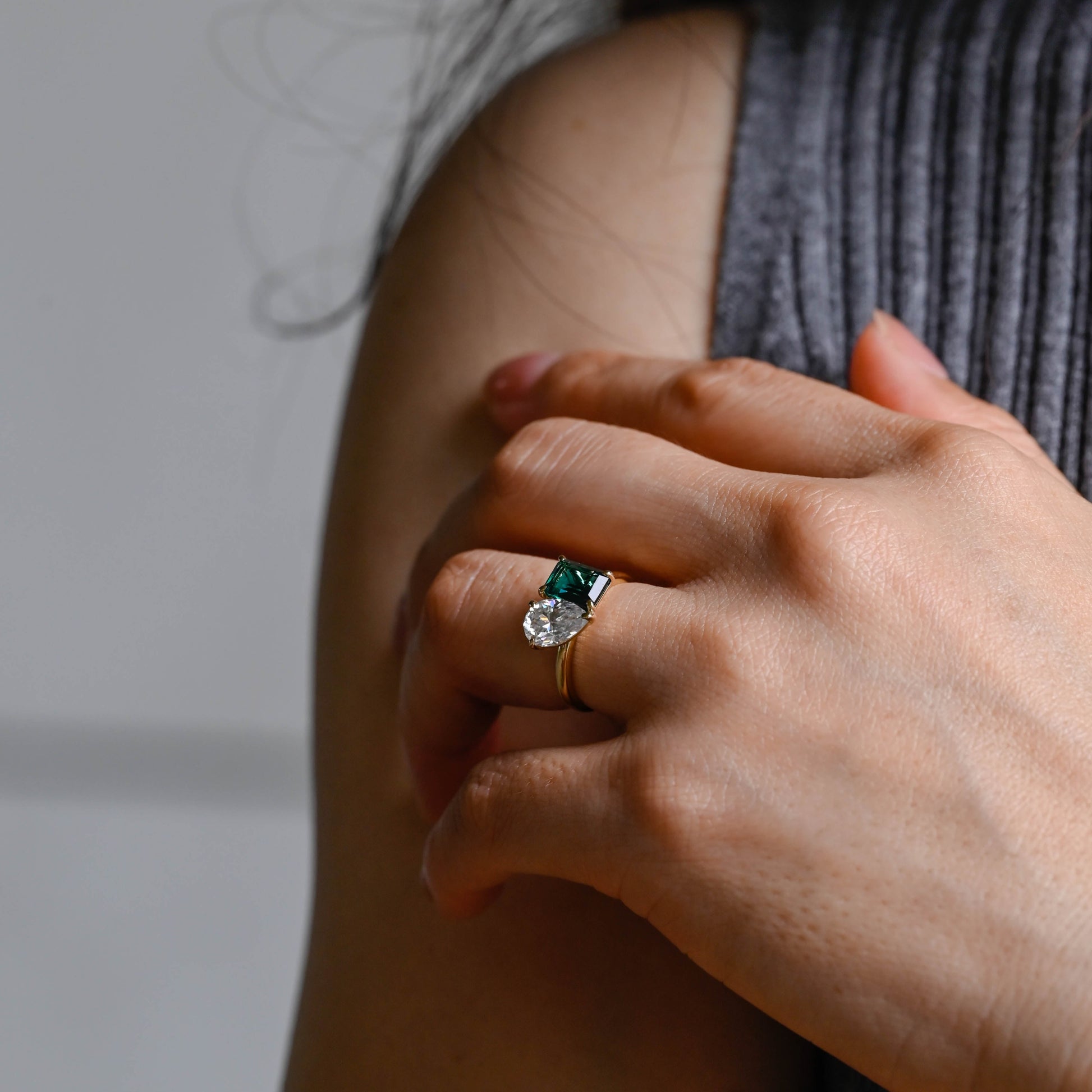 solid-gold-two-stone-ring-toi-et-moi-emerald-pear-cut-engagement-ring