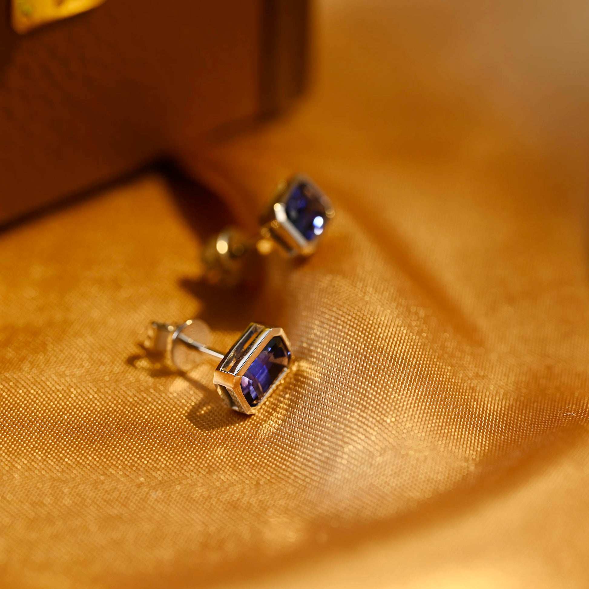 lab-sapphire-earring-studs=emerald-cut-sapphire-earrings-wedding-gifts