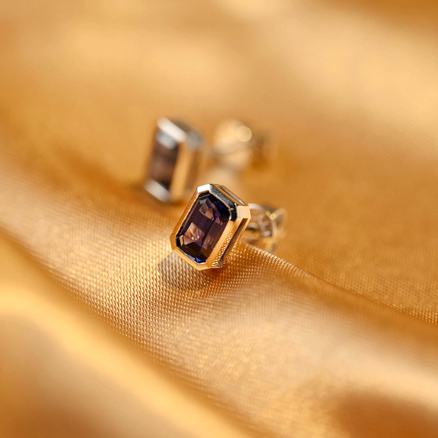 lab-sapphire-earring-studs=emerald-cut-sapphire-earrings-wedding-gifts