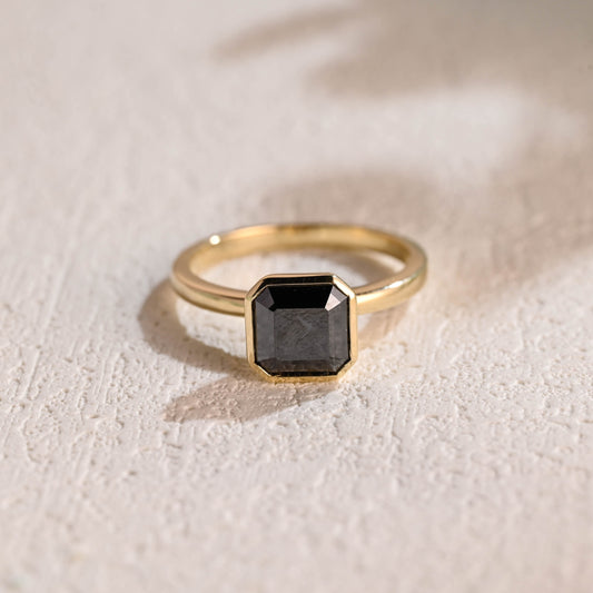 black-moissanite-ring-asscher-engagement-ring-black-stone-ring