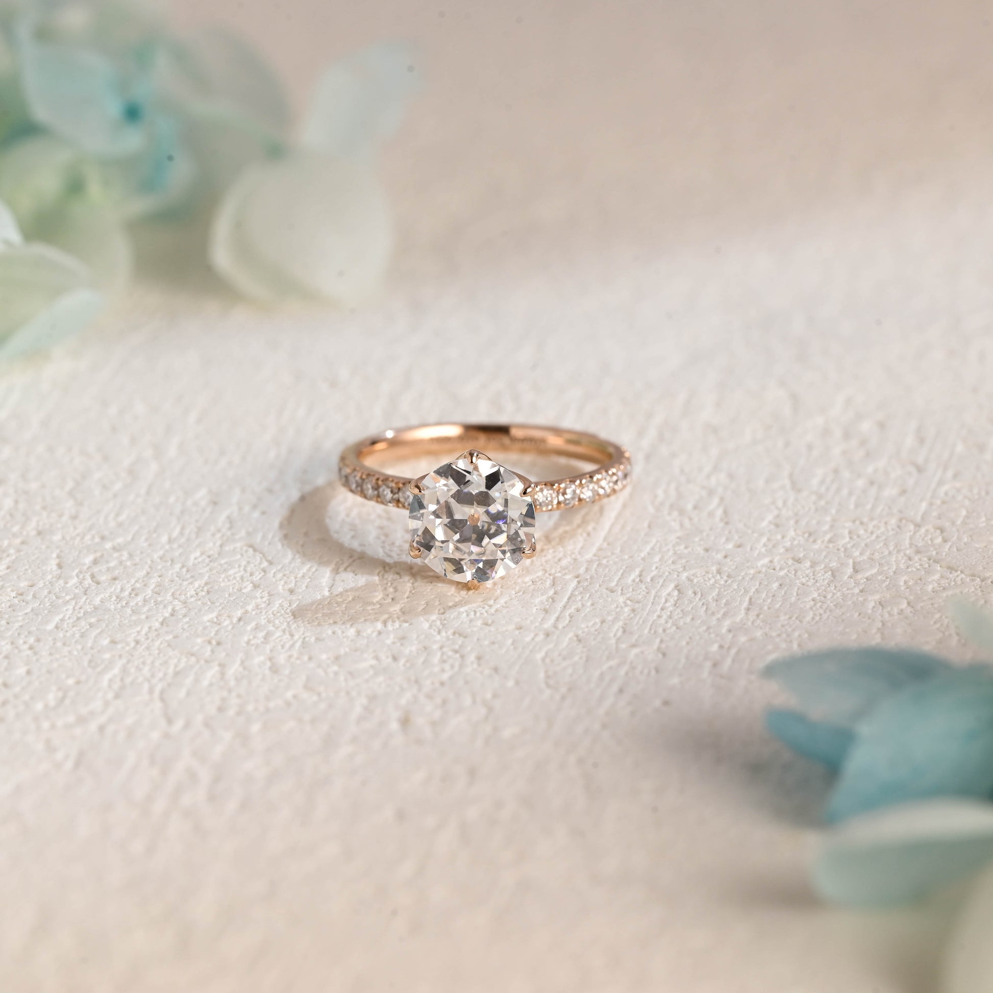 half-eternity-round-cut-moissanite-ring-engagement-ring-wedding-ring