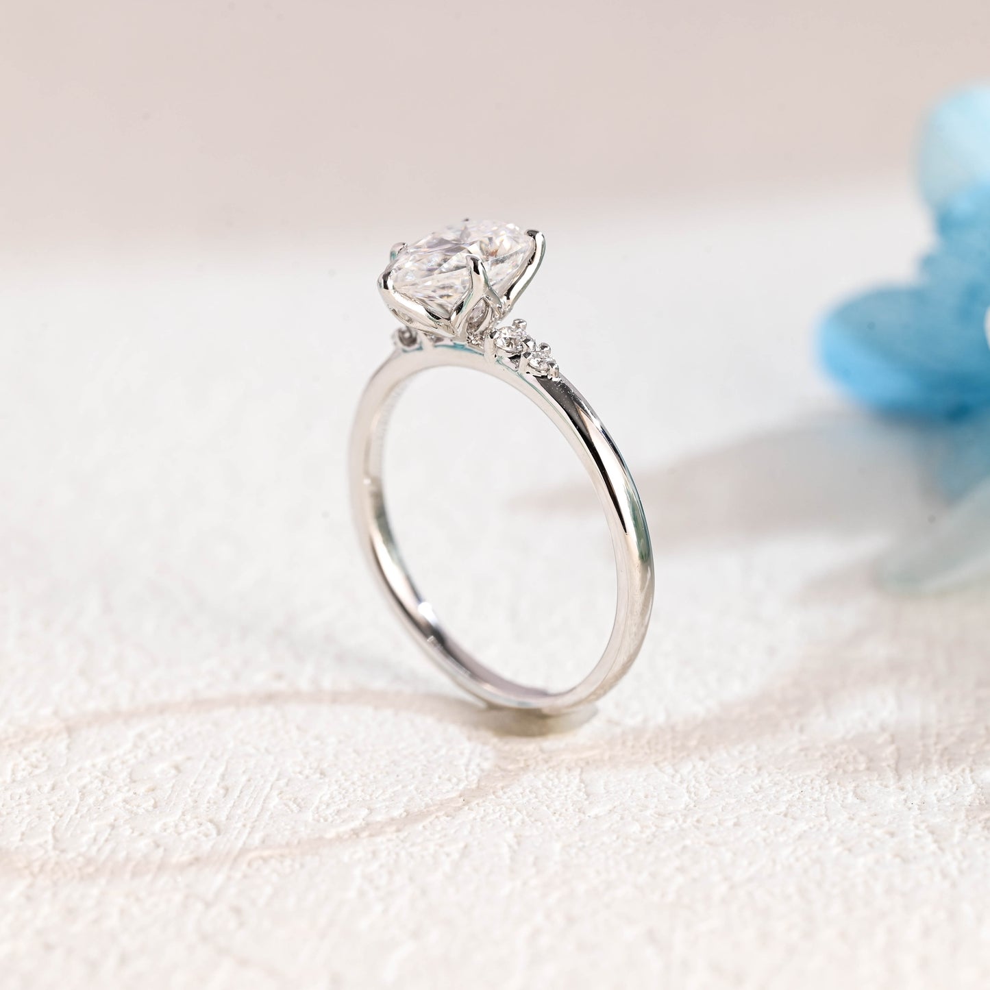 pear-cut-moissanite-ring