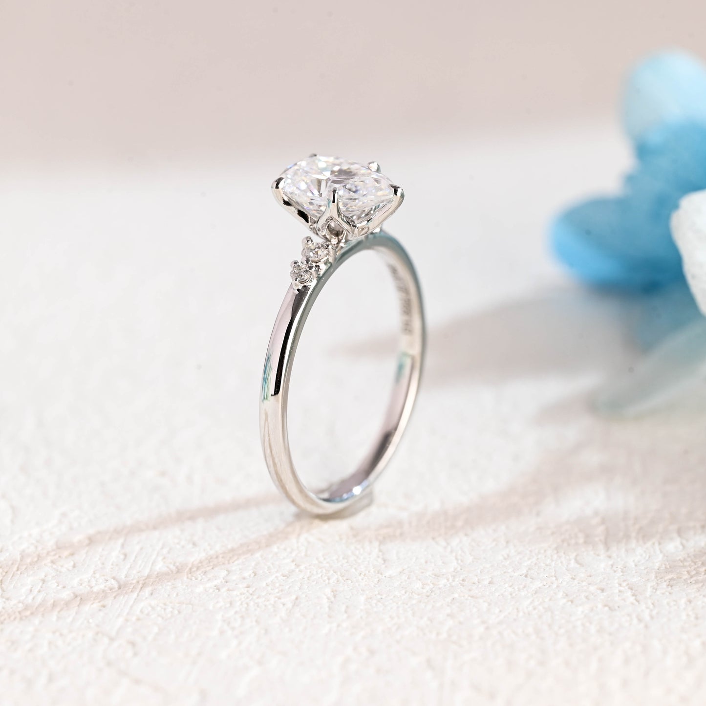 pear-cut-moissanite-ring