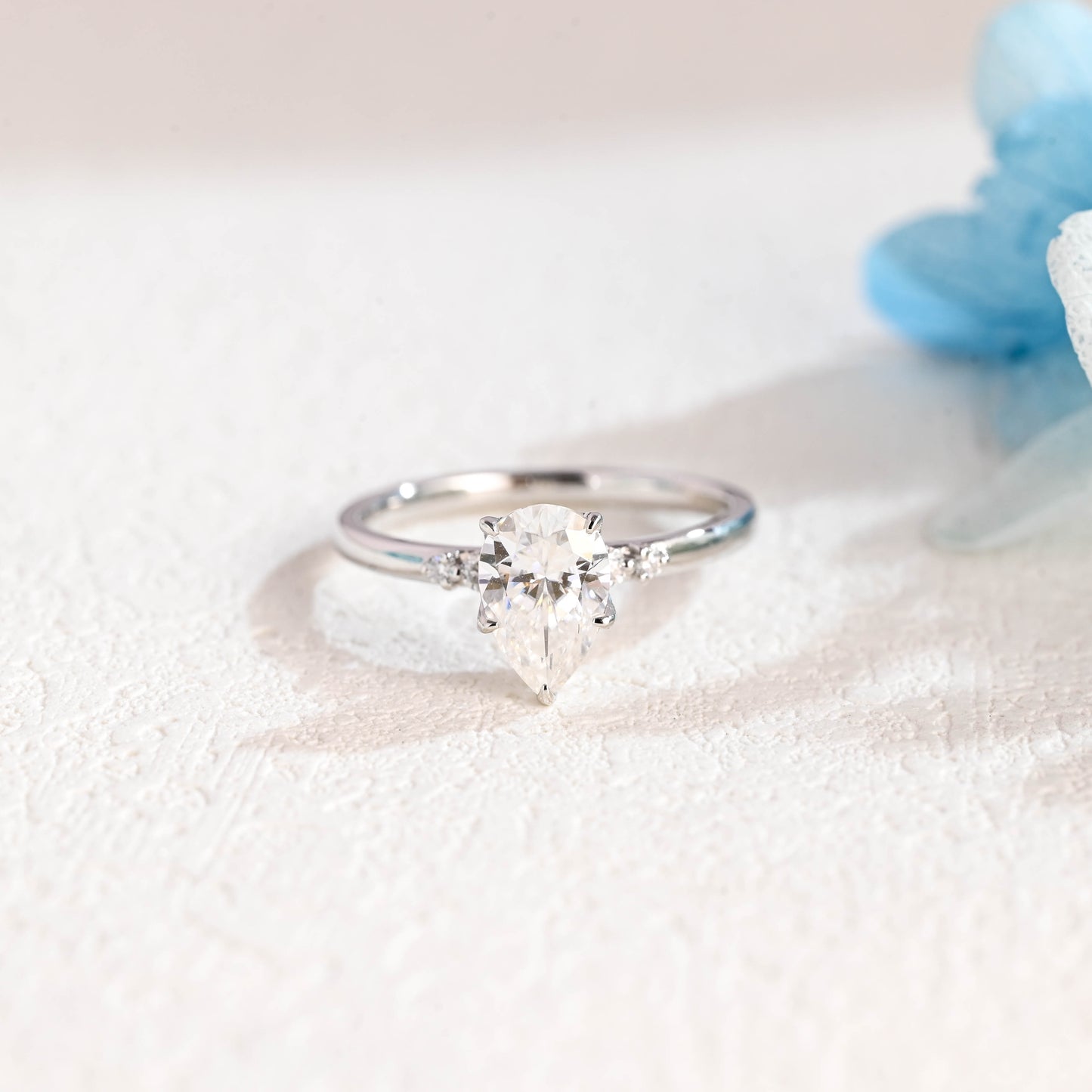 pear-cut-moissanite-ring