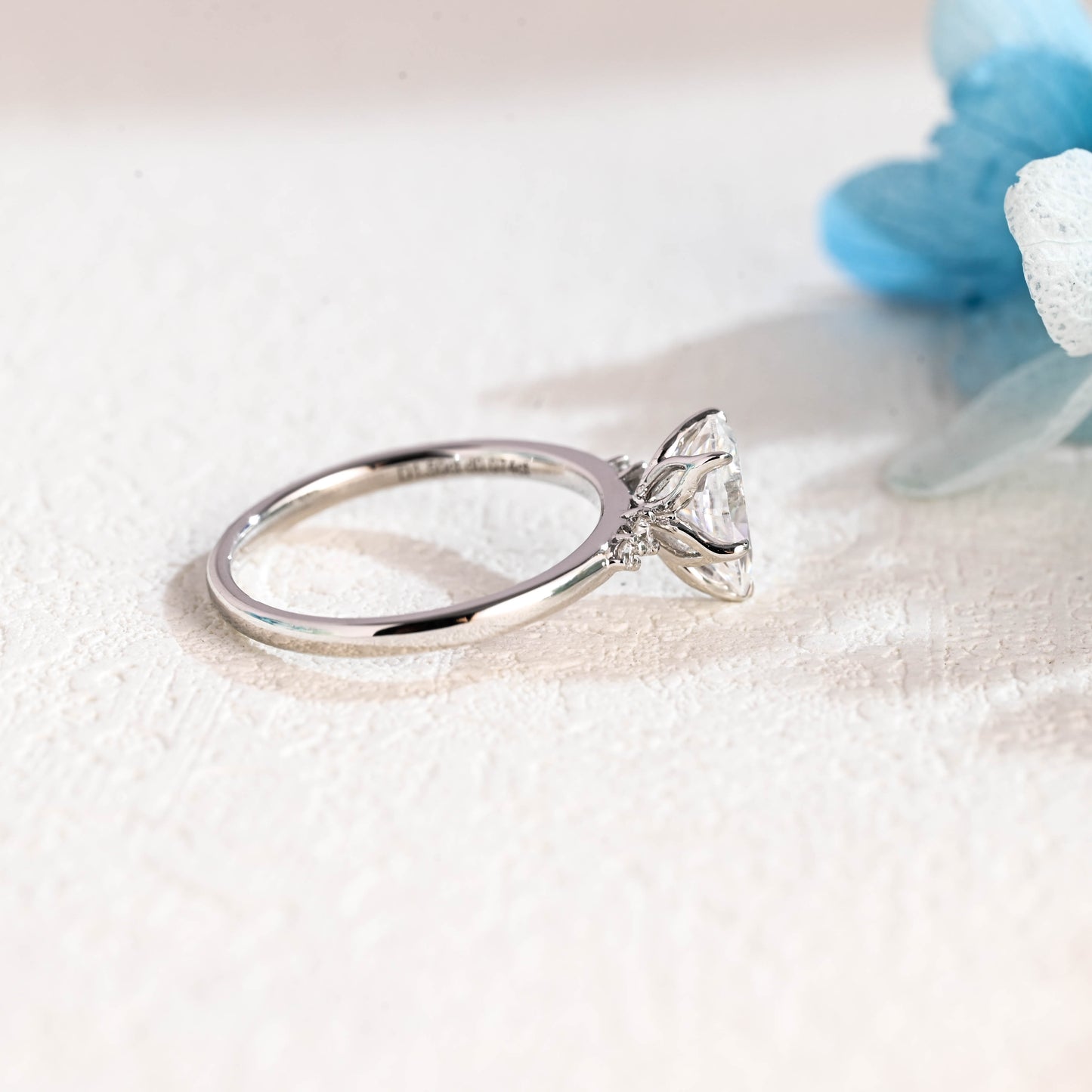 pear-cut-moissanite-ring