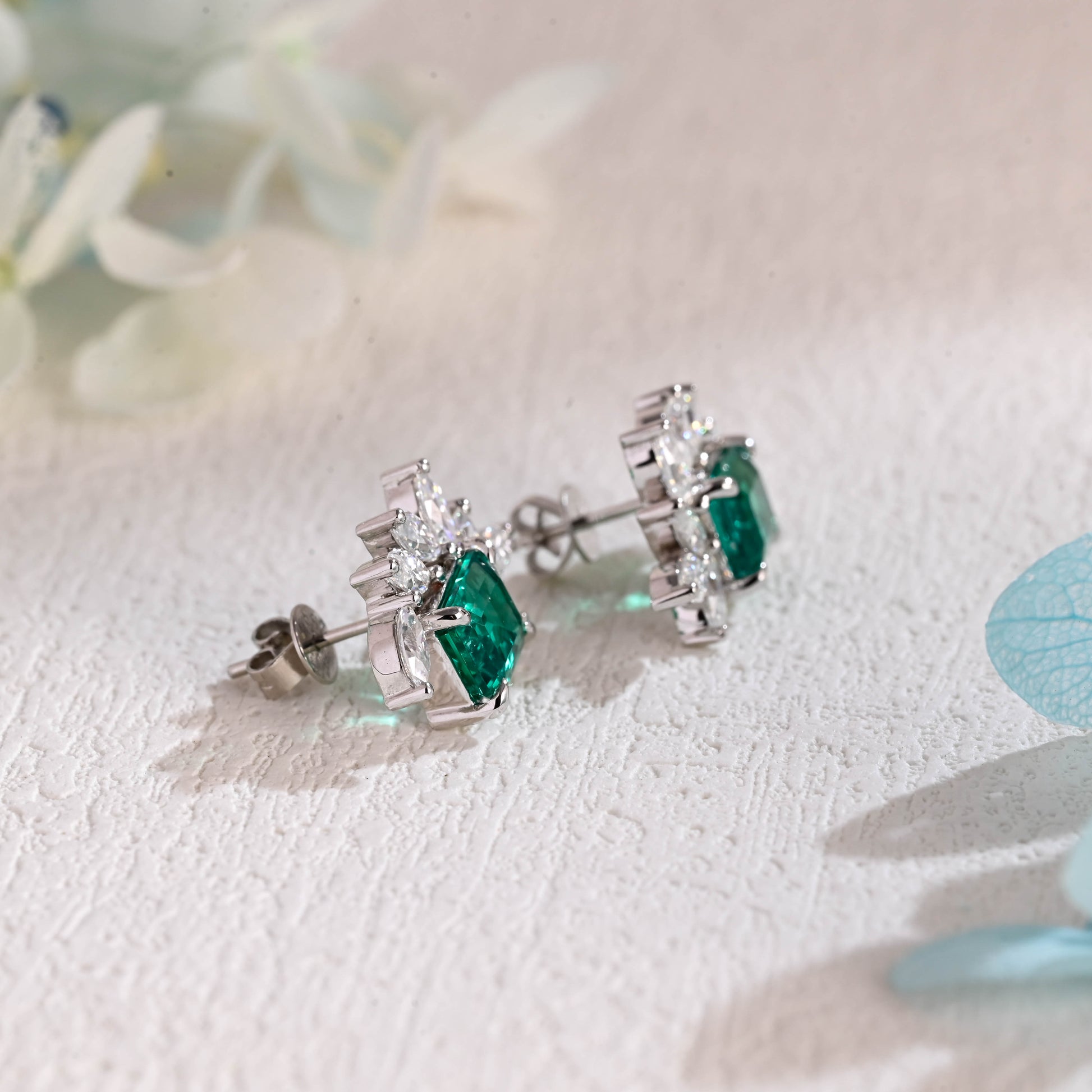 lab-emerald-earrings-studs-wedding-gifts-engagement-accessories-moissanite-studs