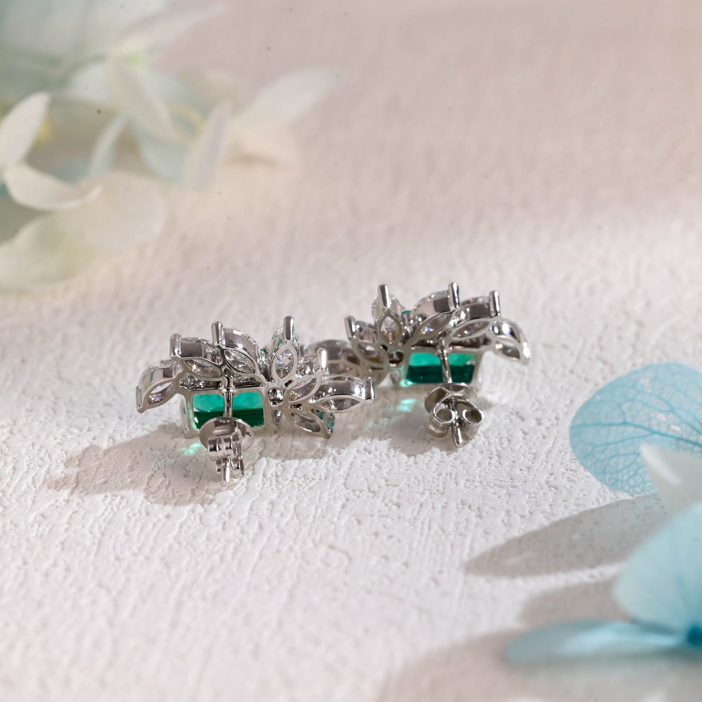 lab-emerald-earrings-studs-wedding-gifts-engagement-accessories-moissanite-studs