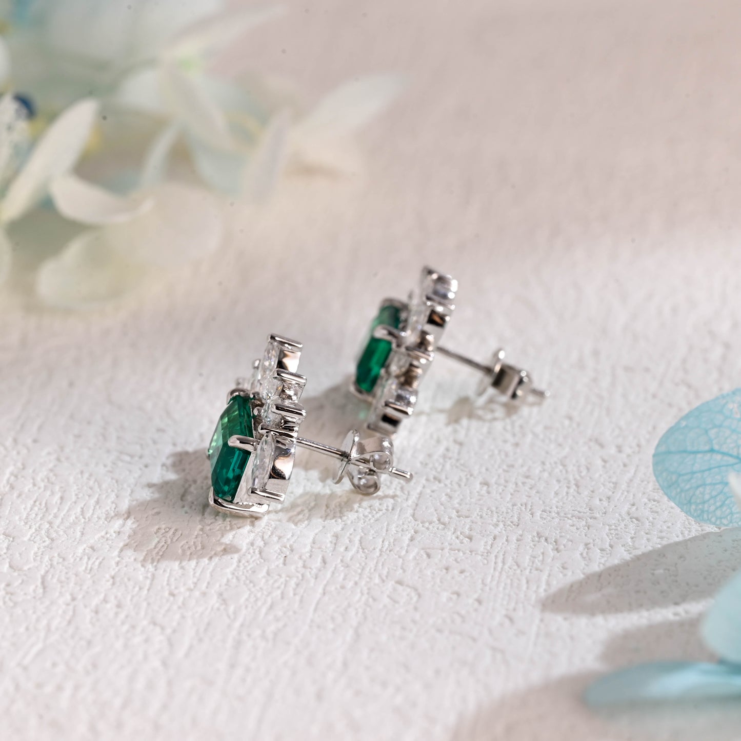 lab-emerald-earrings-studs-wedding-gifts-engagement-accessories-moissanite-studs