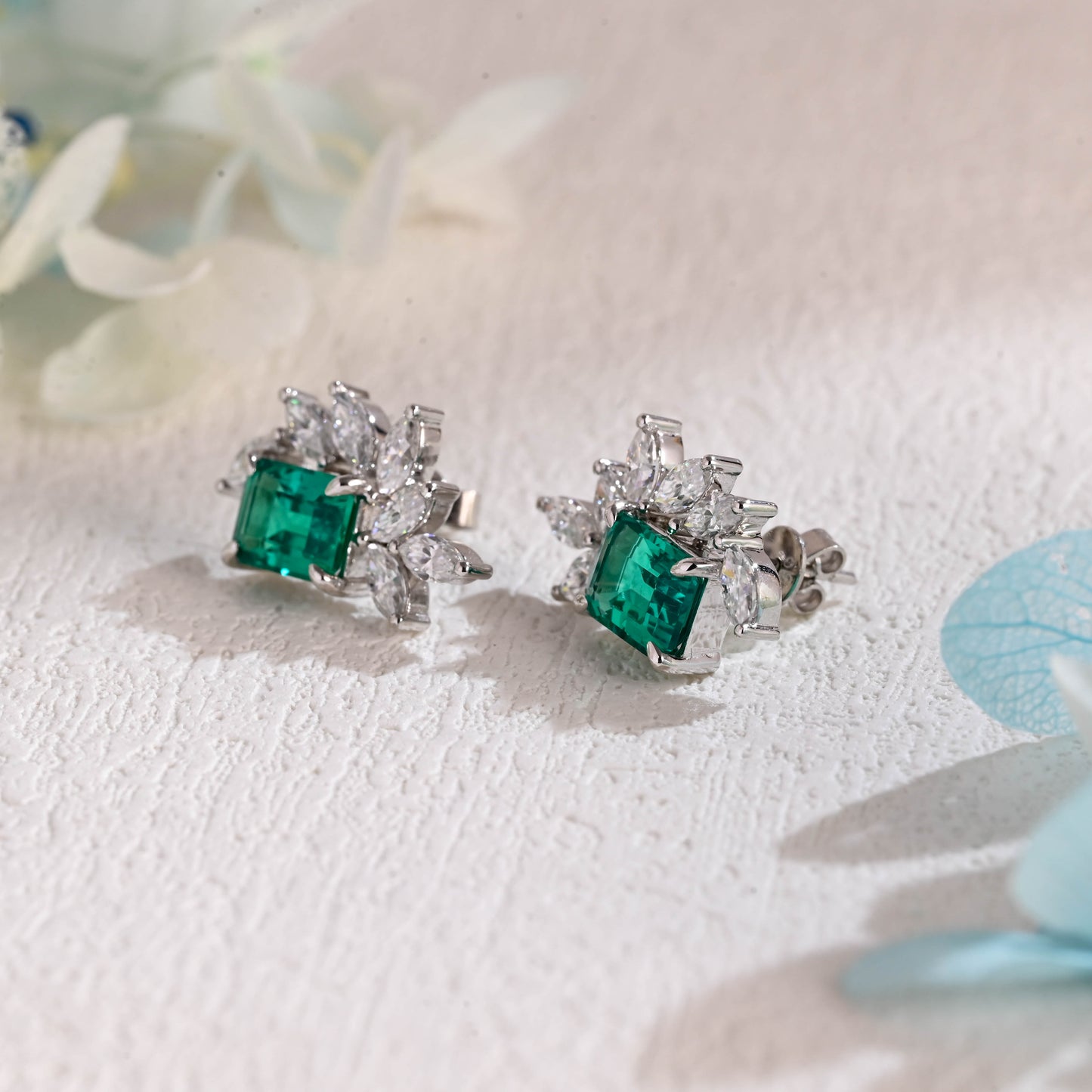 lab-emerald-earrings-studs-wedding-gifts-engagement-accessories-moissanite-studs