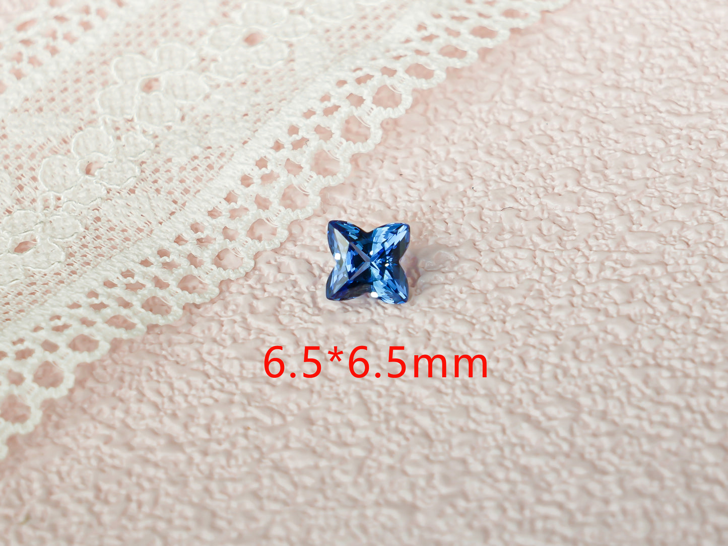 Lab Grown Four-leaf Clover Cut Sapphire Loose Stone for Jewelry Making