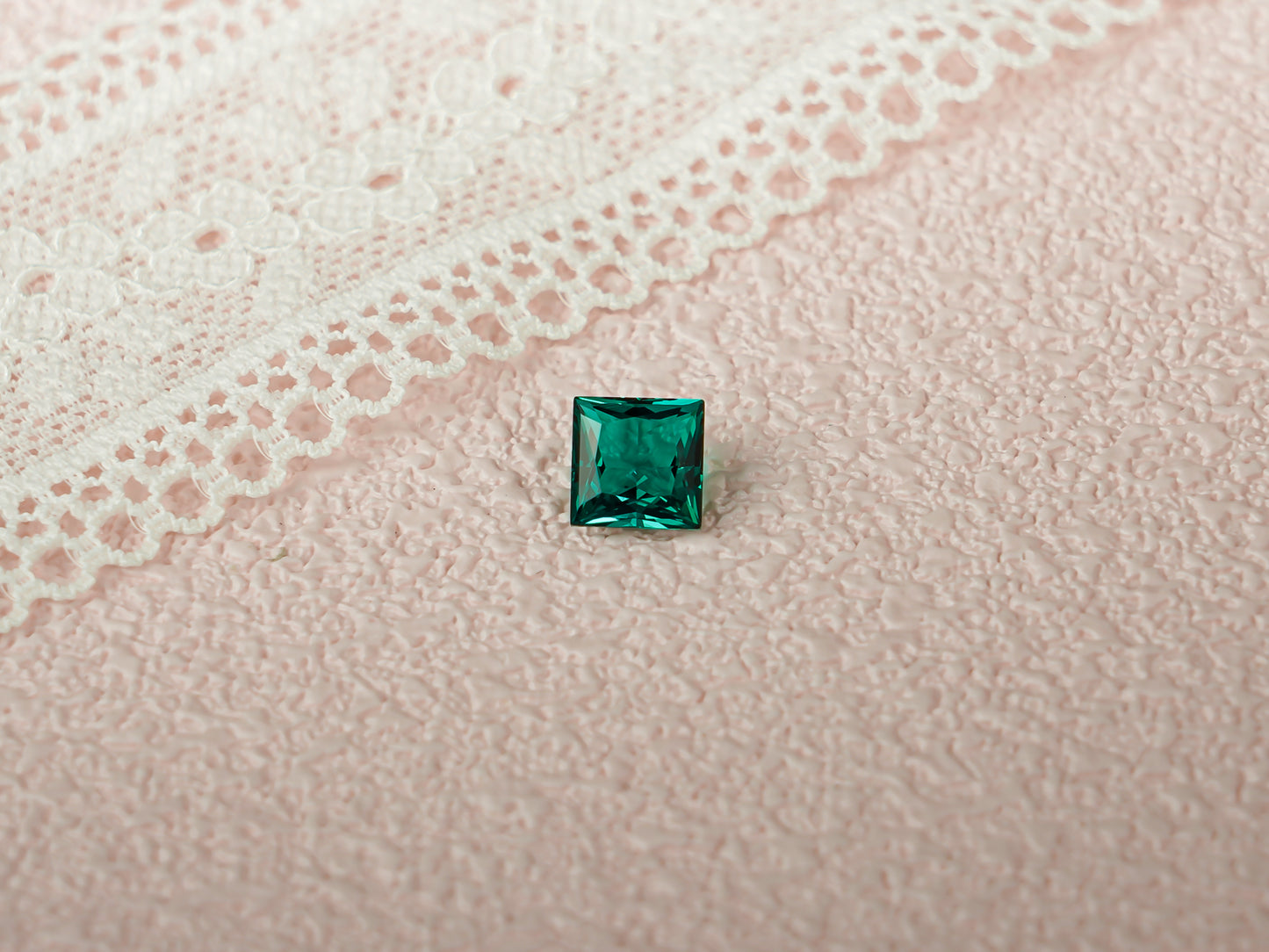 Princess Cut Lab Grown Emerald Loose Stone for Jewelry Making