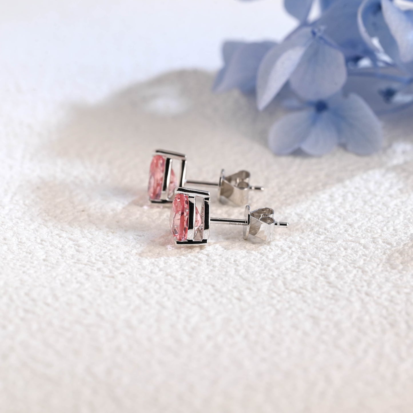 CausYou earrings Solid Gold Solitaire Heart Cut Lab Pink Sapphire Earring Studs