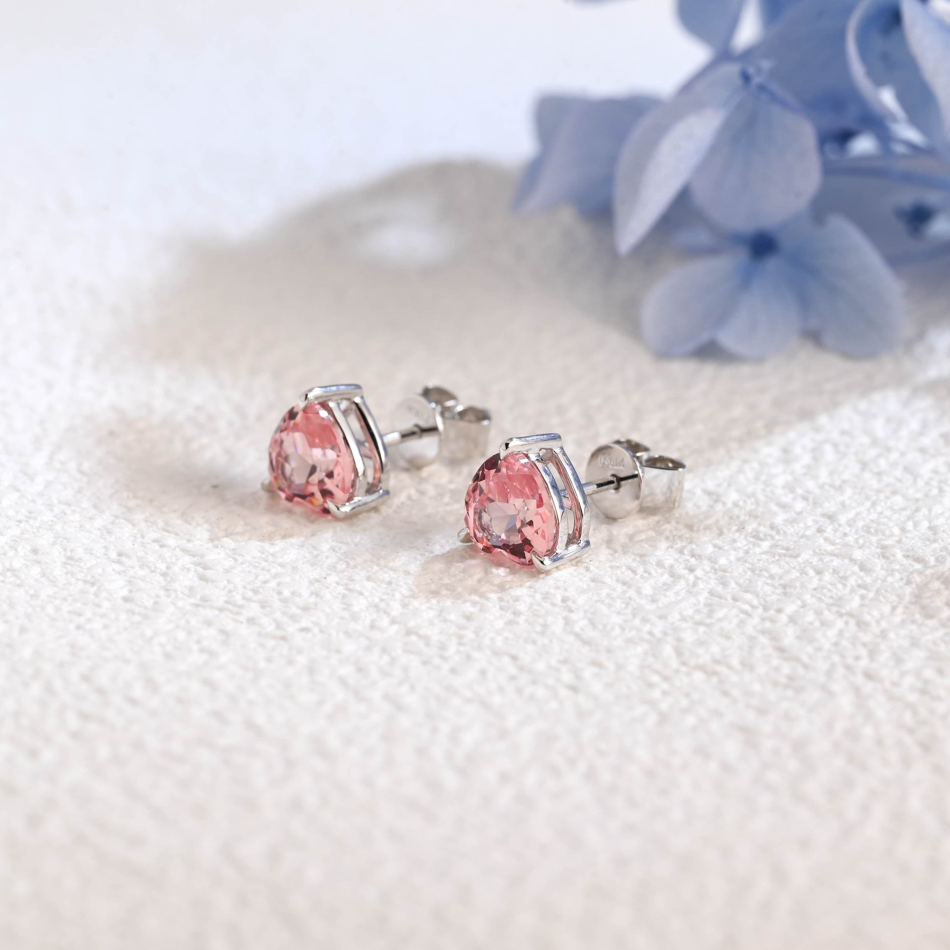 CausYou earrings Solid Gold Solitaire Heart Cut Lab Pink Sapphire Earring Studs
