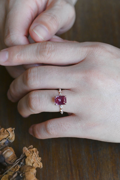 CausYou emerald cut alexandrite ring Solid Gold Emerald Cut Lab Alexandrite Stone Engagement Ring