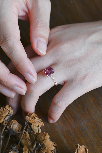 CausYou emerald cut alexandrite ring Solid Gold Emerald Cut Lab Alexandrite Stone Engagement Ring