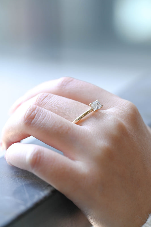 CausYou emerald cut diamond engagement ring Solid Gold Emerald Cut Lab Diamond East-West Setting Engagement Ring | D Color VS1 IGI Certified