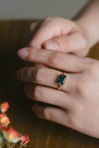 CausYou lab grown emerald engagement ring Solid Gold Solitaire Half Bezel Lab Grown Emerald Engagement Ring