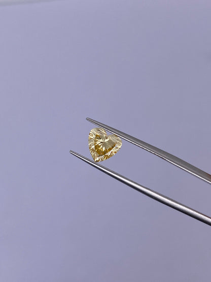 CausYou loose diamond IGI Certificate Heart Cut Yellow Lab Diamond