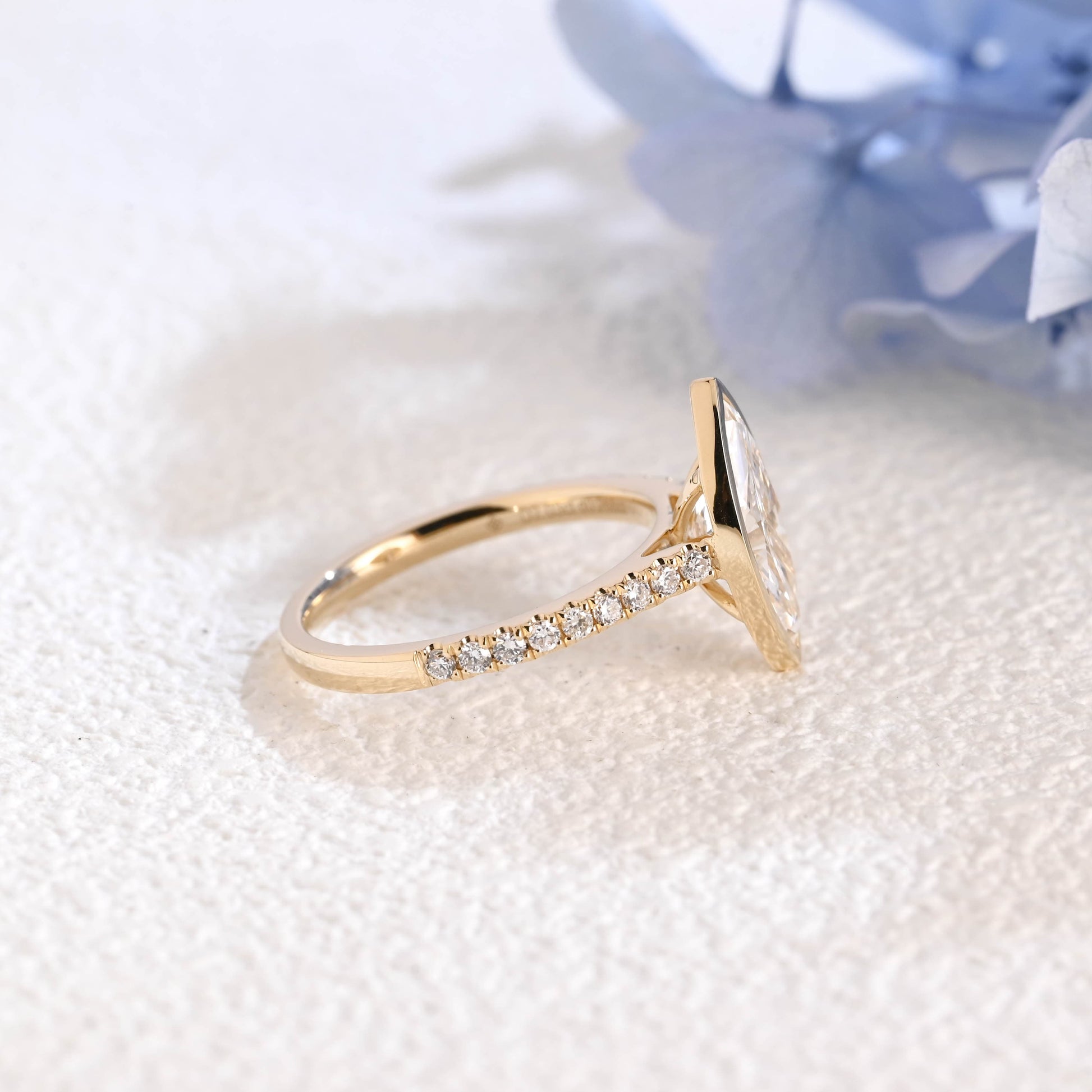 CausYou marquise cut diamond engagement ring Solid Gold Bezel Marquise Cut Lab Diamond Engagement Ring | D Color VS1 IGI Certified