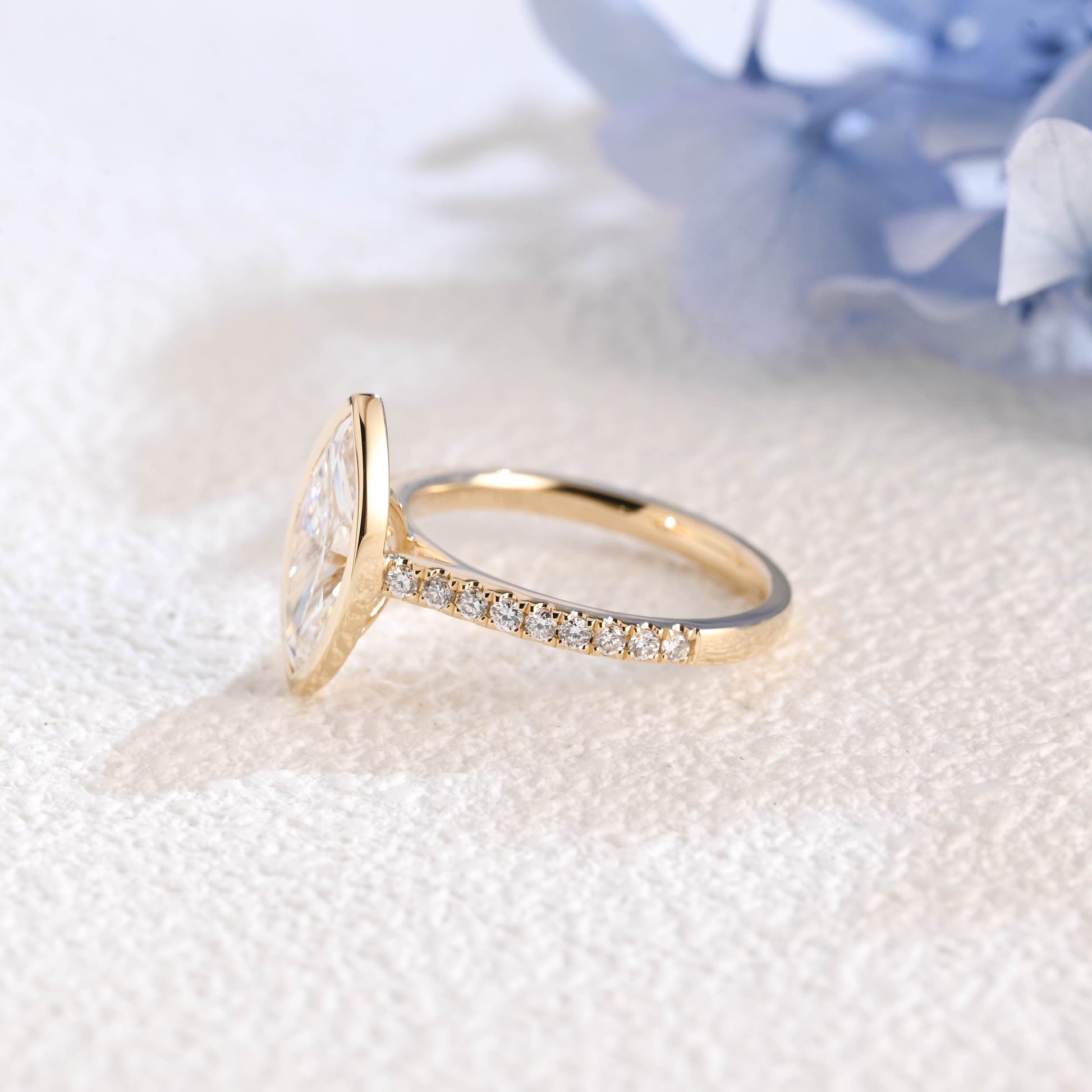 CausYou marquise cut diamond engagement ring Solid Gold Bezel Marquise Cut Lab Diamond Engagement Ring | D Color VS1 IGI Certified