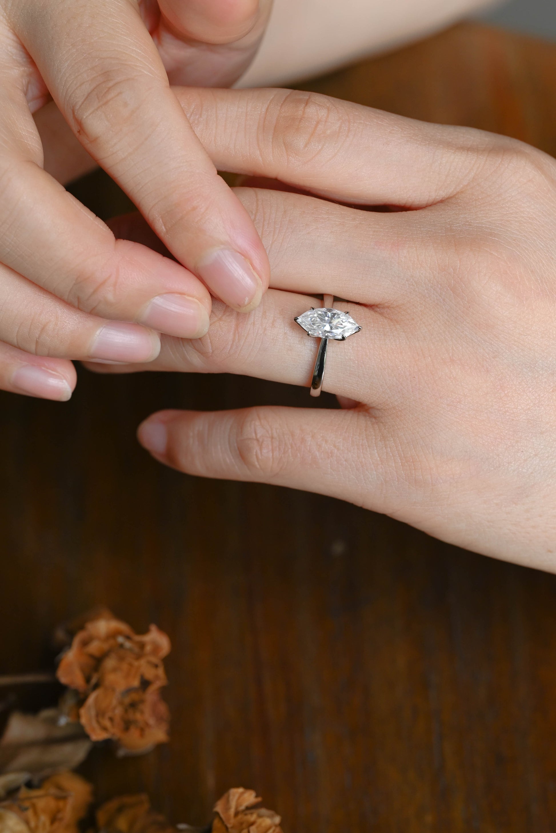 CausYou marquise cut diamond engagement ring Solid Gold Marquise Cut Lab Diamond Engagement Ring | D Color VS1 IGI Certified