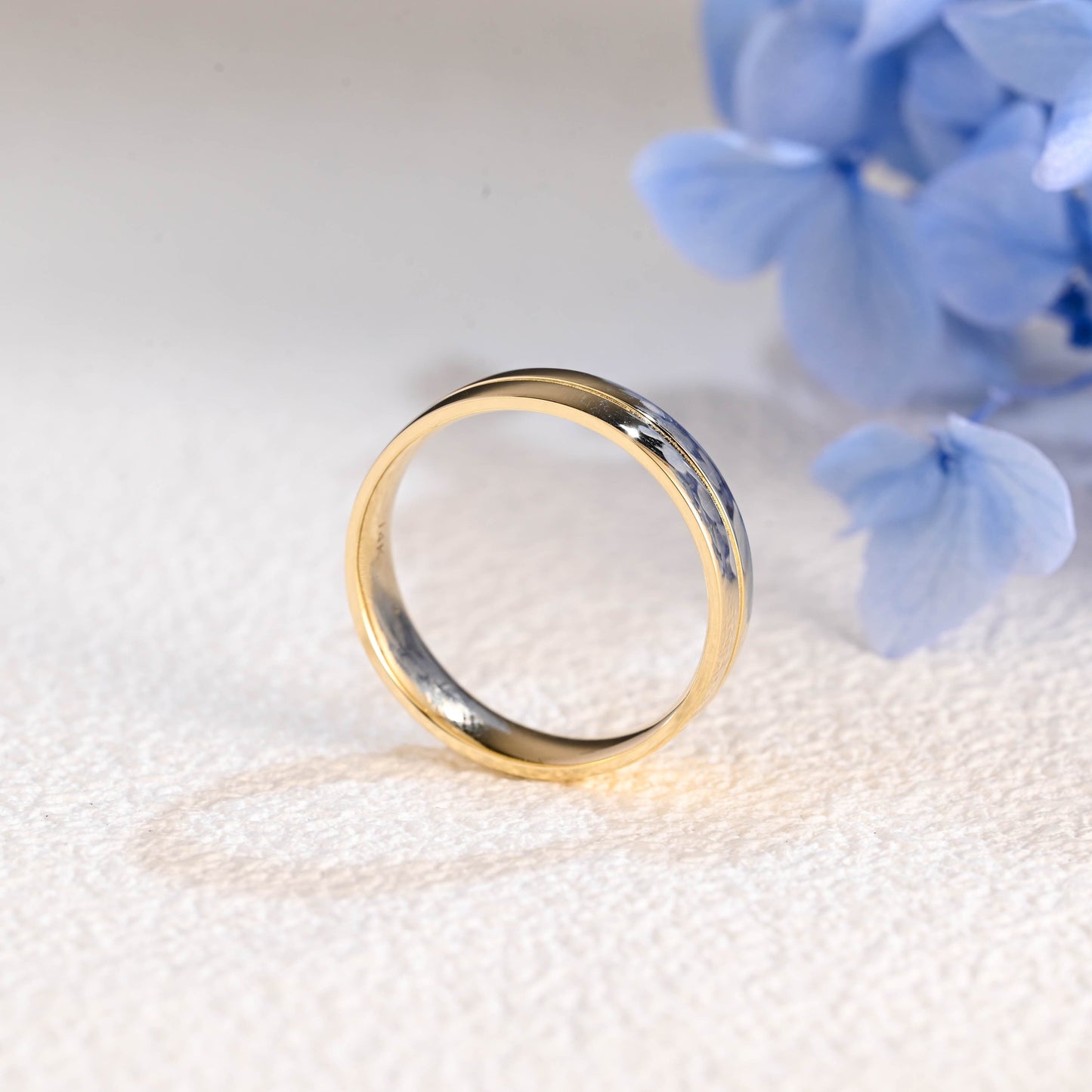 CausYou men's wedding ring Solid Gold 5mm Comfort Fit Polish Wedding Band