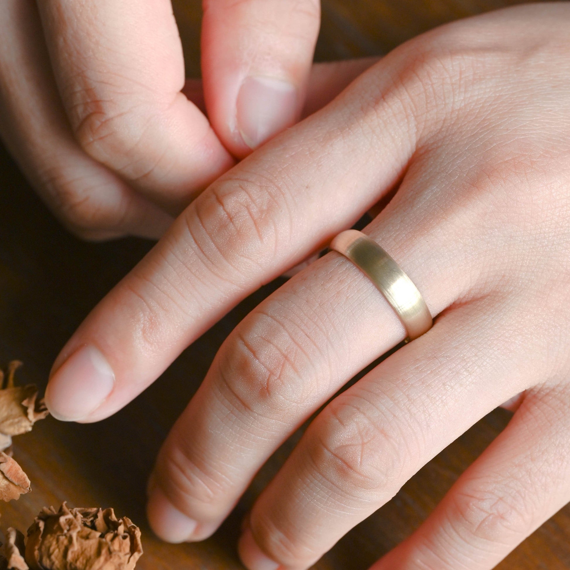 CausYou men's wedding ring Solid Gold 5mm Satin Finish Plain Band Unisex Cigar Ring