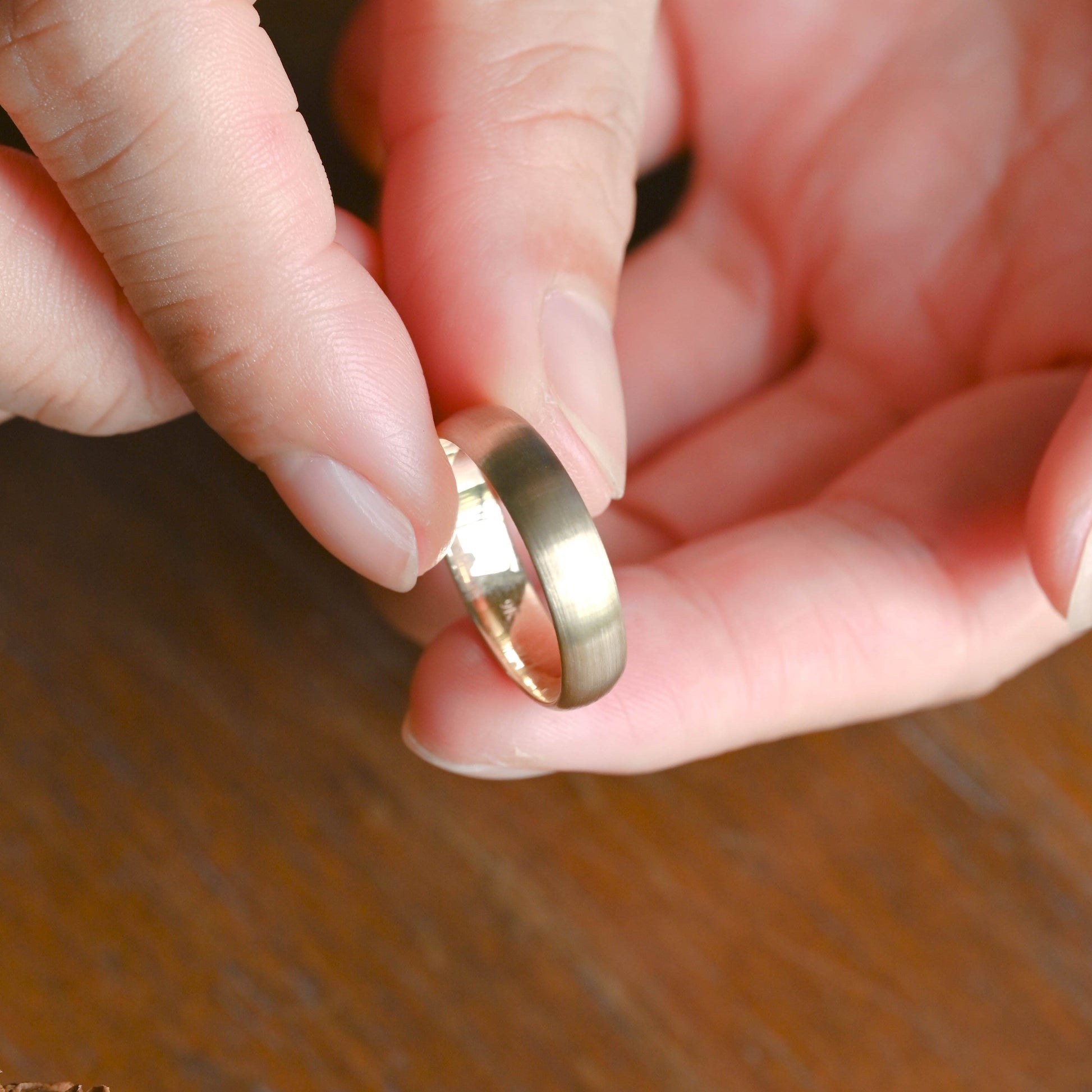 CausYou men's wedding ring Solid Gold 5mm Satin Finish Plain Band Unisex Cigar Ring