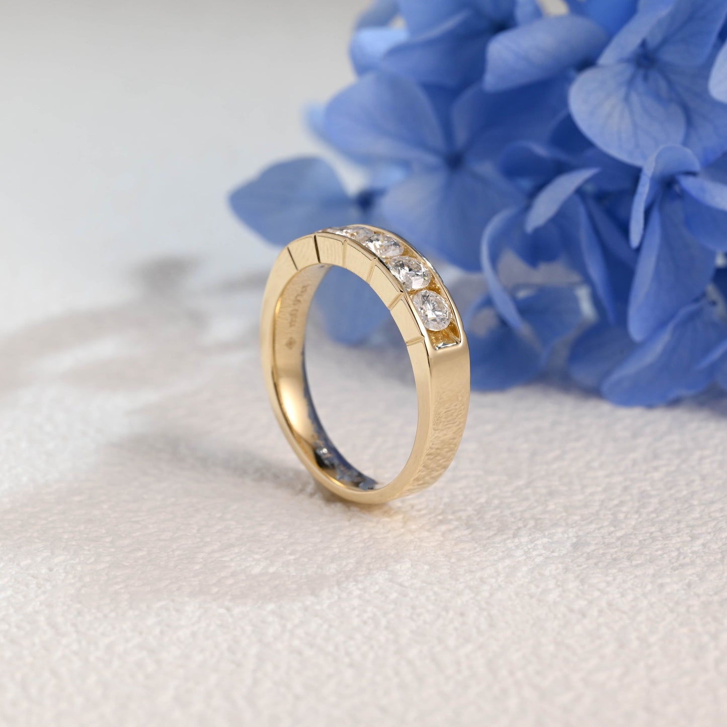 CausYou men's wedding ring Solid Gold Round Cut Moissanite Wedding Ring